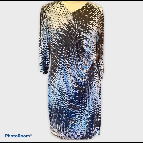 Mlle Gabrielle Dresses & Skirts - 2X Black and white abstract faux wrap dress